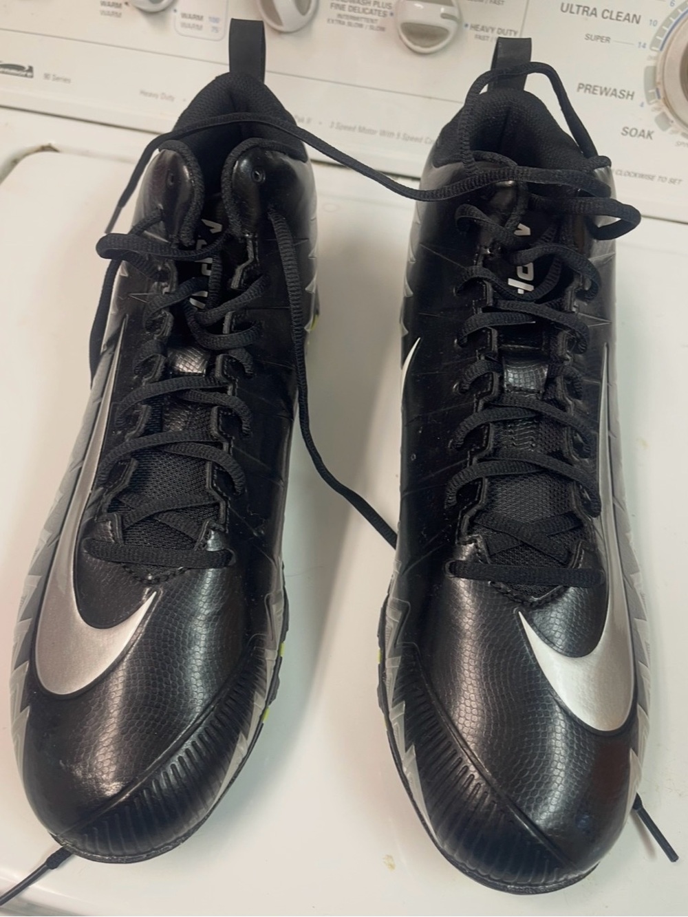 Nike Alpha Menace Shark Football Cleats  Size 13